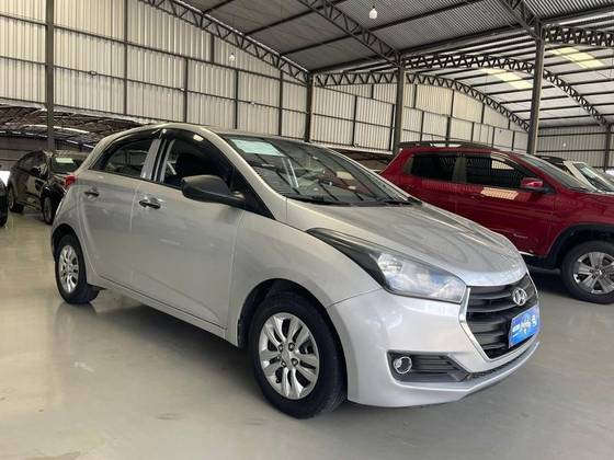 HYUNDAI HB20 1.0 COMFORT 12V FLEX 4P MANUAL
